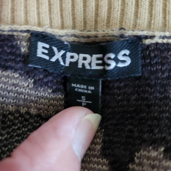 EXPRESS SWEATER - Picture 3 of 5